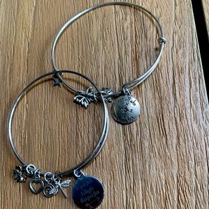 Charm bangle bracelets “Not all who wander arelost